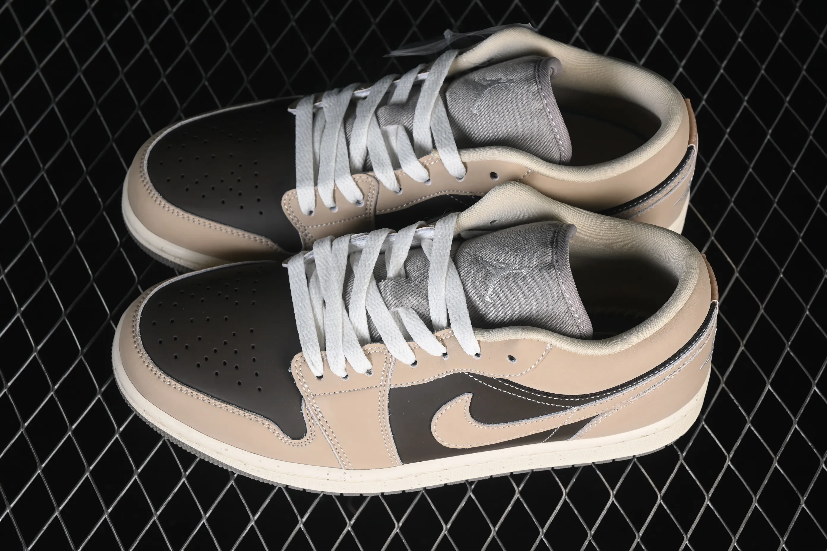 All categories Air Jordan Jordan series basketball shoes Air Jordan 1 Low Air Jordan 1 Low AJ1 Joe 1 black brown low-top cultural casual sneakers IB7011-001
